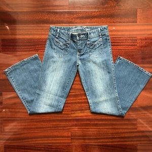 American Eagle tulip-pocket flare jeans, 4 short